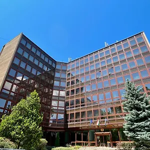 2* Отель Estella Superior